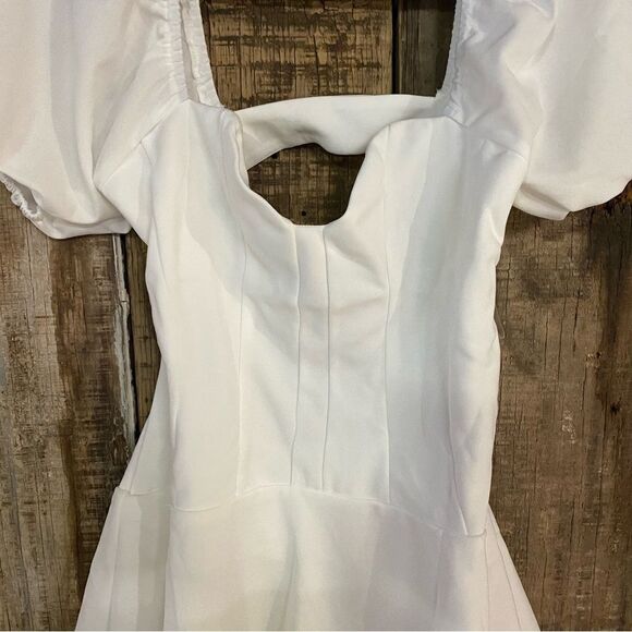 NWT SNDYS Barcelona Dress white mini puff sleeve Revolve M - Picture 7 of 9